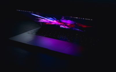 Jaki laptop kupić do 3500 zł? Bez ściemy, po prostu sensownie